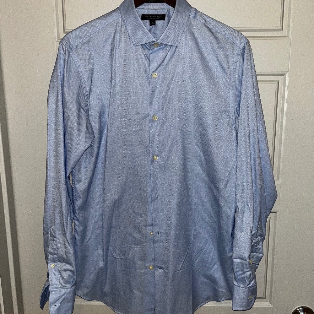 Banana Republic Light Blue Dress Long Sleeve Shirt Men’s Medium Slim